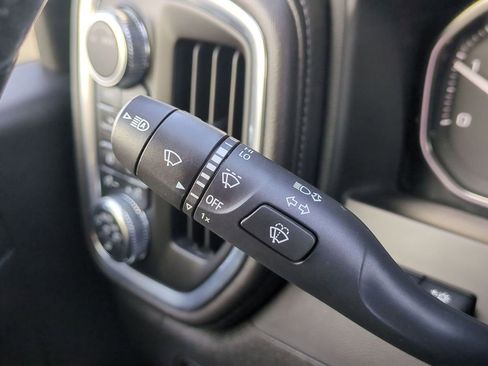 Used 2022 GMC Sierra 2500 Denali w/ Denali Ultimate Package image 30