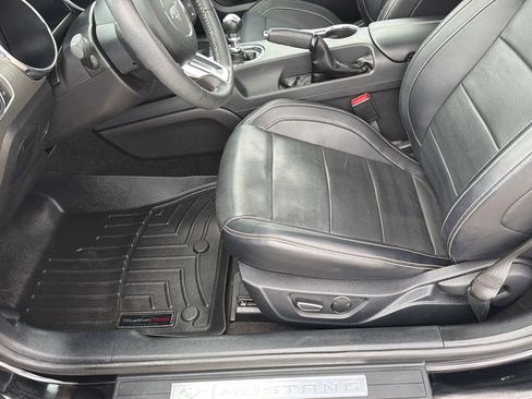 Used 2015 Ford Mustang GT Premium w/ Equipment Group 401A RWD image 41