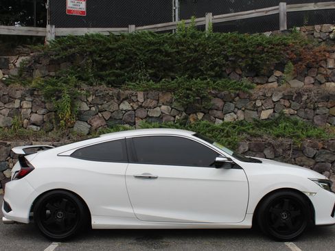 Used 2018 Honda Civic LX image 5