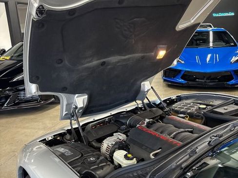 Used 2004 Chevrolet Corvette Coupe w/ Preferred Equipment Group image 51