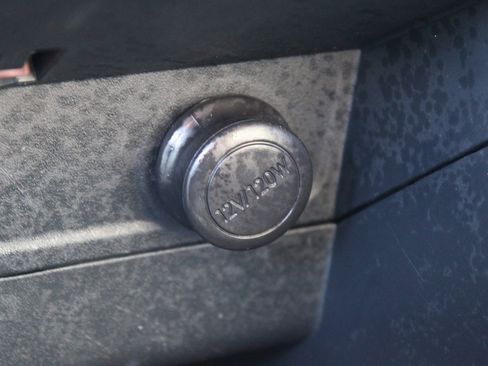 Used 2018 Subaru Forester 2.5i Limited image 22