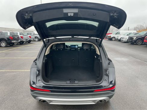 Used 2023 Lincoln Corsair AWD image 10