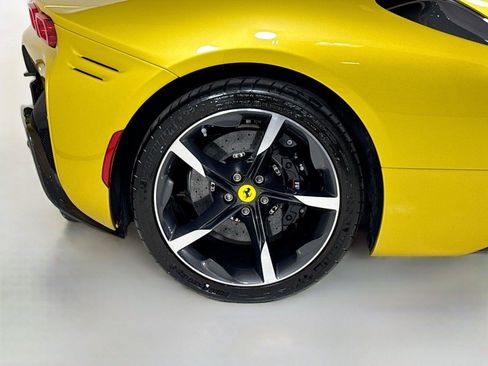 Used 2022 Ferrari SF90 Spider AWD/4WD image 39