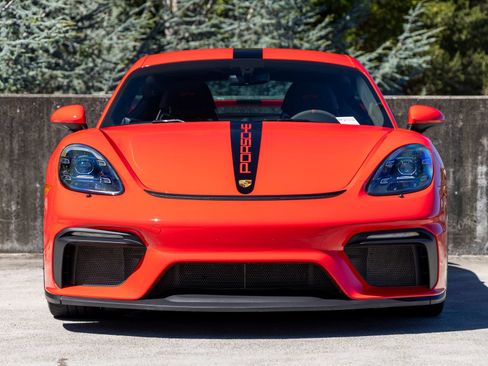 Certified 2023 Porsche 718 Cayman GT4 RWD image 8