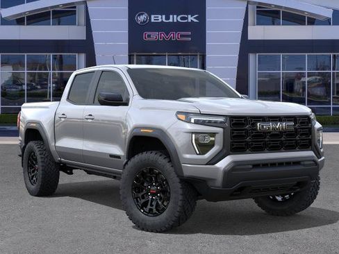 New 2026 GMC Canyon Elevation w/ LPO, Black Badging Package RWD image 7