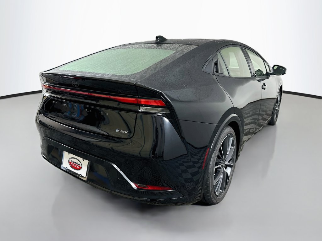Certified 2026 Toyota Prius XLE FWD image 5