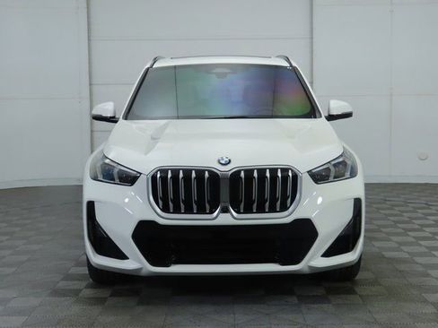Used 2023 BMW X1 xDrive28i w/ Premium Package image 2