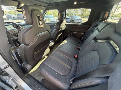 Used 2023 Rivian R1T Adventure AWD/4WD image 16