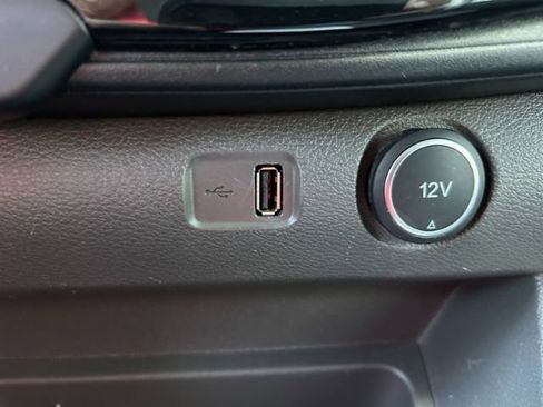 Used 2023 Ford Transit 350 XLT image 24