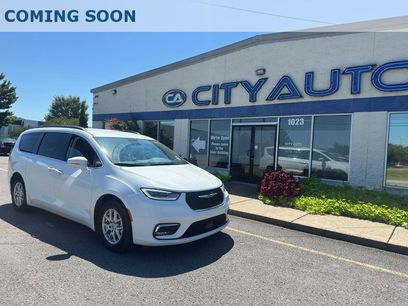Used 2022 Chrysler Pacifica Touring-L