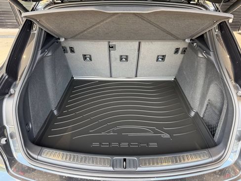 New 2026 Porsche Macan Turbo AWD/4WD image 35