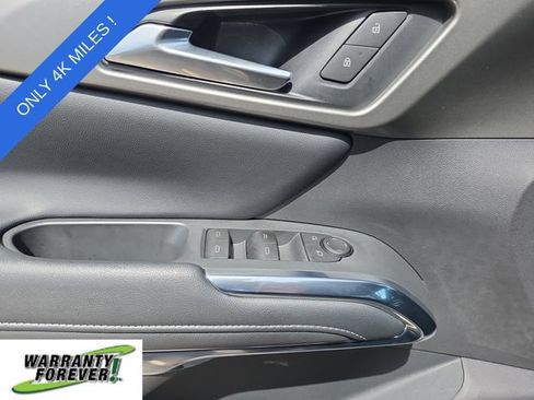 Used 2026 Chevrolet Traverse LT FWD image 20