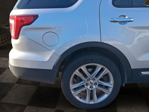 Used 2016 Ford Explorer Limited AWD/4WD image 8