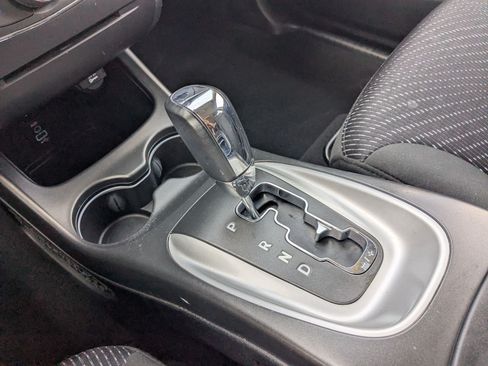 Used 2019 Dodge Journey SE w/ Premium Group FWD image 26