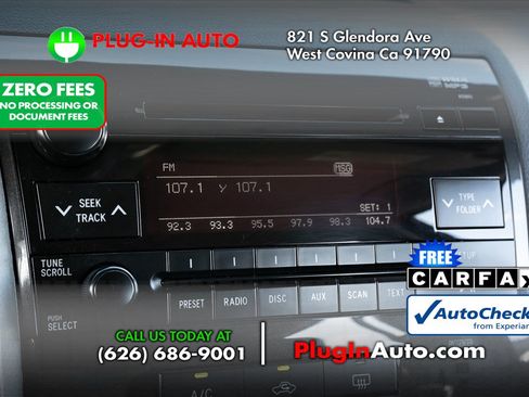 Used 2013 Toyota Tundra 4x4 CrewMax w/ Tow Pkg image 25