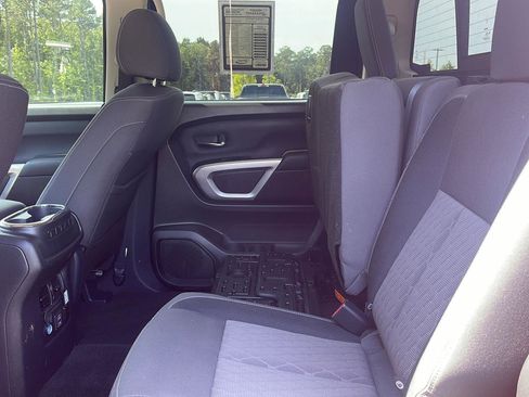 Used 2024 Nissan Titan SV w/ SV Convenience Package AWD/4WD image 24