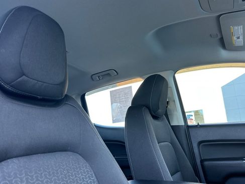 Used 2015 GMC Canyon SLE w/ SLE Convenience Package image 17