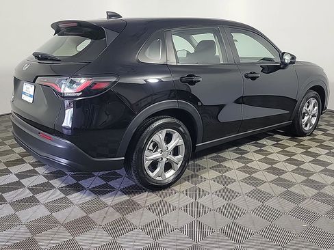 Used 2025 Honda HR-V LX image 4