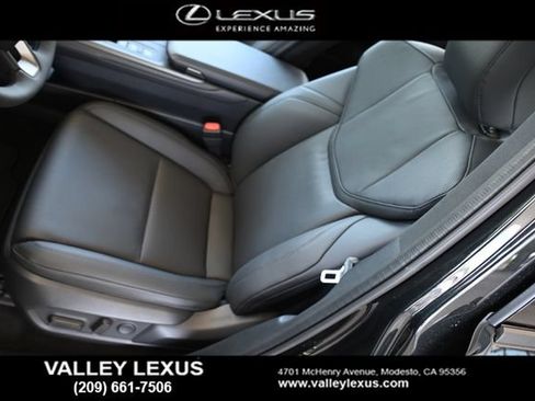 New 2026 Lexus ES 350e FWD image 13