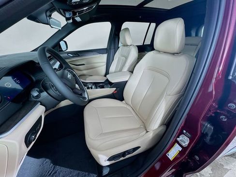 New 2026 Jeep Grand Cherokee Limited image 23