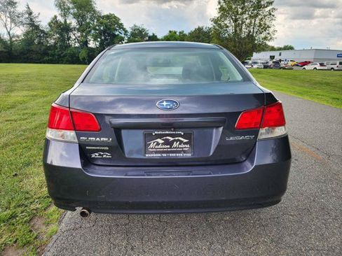 Used 2010 Subaru Legacy 2.5i AWD/4WD image 7