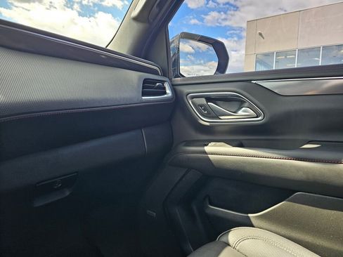 Used 2022 Chevrolet Tahoe RST w/ Luxury Package AWD/4WD image 24