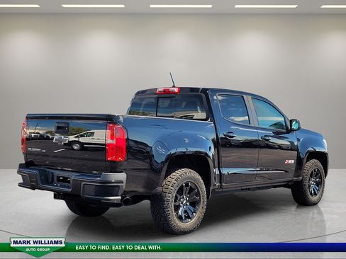 Used 2020 Chevrolet Colorado Z71 w/ Z71 Midnight Edition AWD/4WD image 4