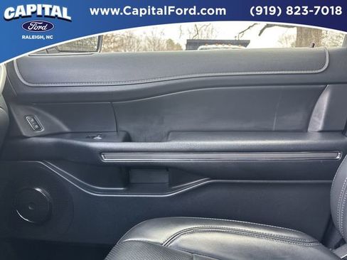 Certified 2024 Ford Expedition XLT image 27