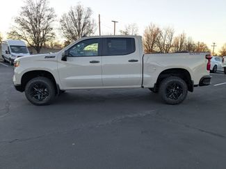 New 2026 Chevrolet Silverado 1500 Custom Trail Boss w/ LPO, Dark Essentials Package video 2