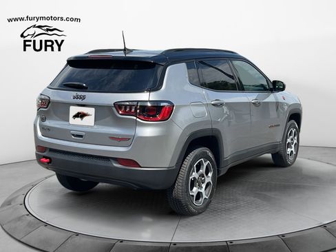 Used 2022 Jeep Compass Trailhawk w/ Sun and Sound Group AWD/4WD image 3