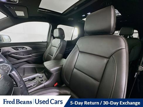 Used 2023 Chevrolet Traverse LT w/ LT Premium Package AWD/4WD image 28