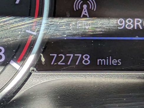Used 2022 Nissan Sentra SR FWD image 27