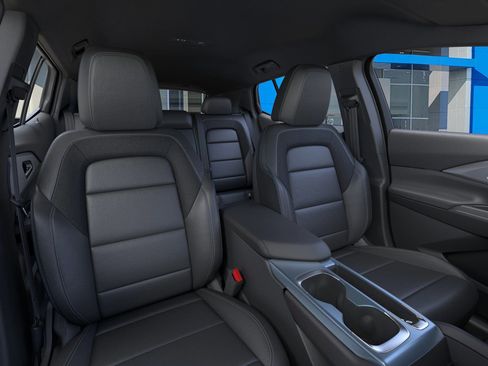 New 2025 Chevrolet Equinox EV LT image 16