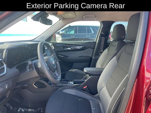 Used 2025 Chevrolet TrailBlazer LT image 12