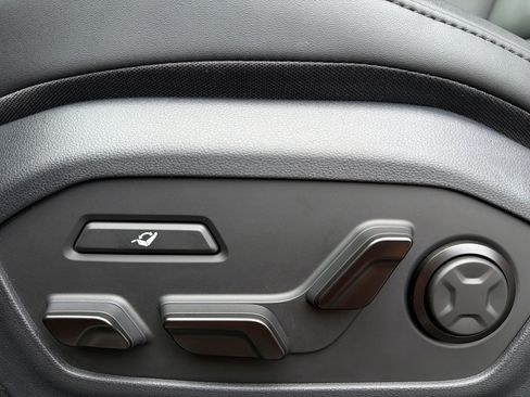 Certified 2025 Hyundai Santa Fe Calligraphy AWD/4WD image 17