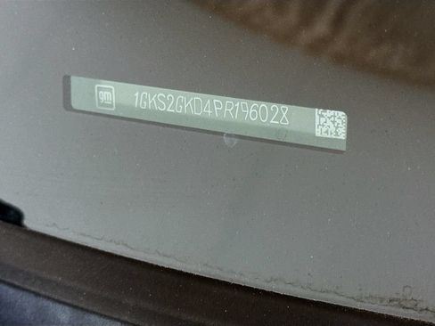 Used 2023 GMC Yukon XL SLT AWD/4WD image 33