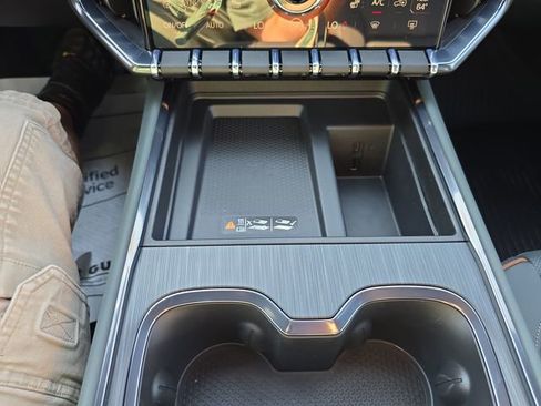 New 2025 GMC Acadia AT4 w/ Super Cruise Package AWD/4WD image 21