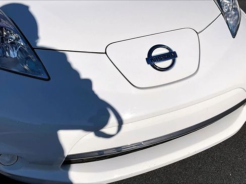 Used 2017 Nissan Leaf S w/ Charge Package image 27