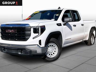 Used 2025 GMC Sierra 1500 Pro w/ Trailering Package