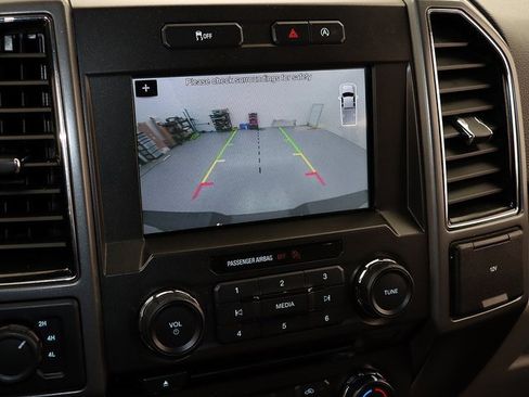 Used 2018 Ford F150 XLT w/ Trailer Tow Package image 18