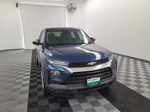 Used 2021 Chevrolet TrailBlazer LS FWD image 14
