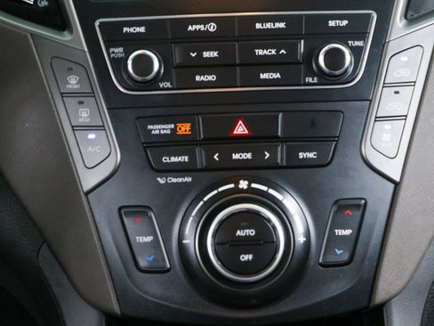 Used 2017 Hyundai Santa Fe SE w/ Cargo Package AWD/4WD image 20
