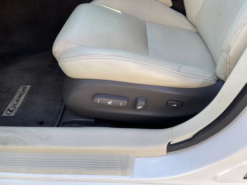 Used 2013 Lexus IS 250 w/ Premium Pkg Value Edition RWD image 17