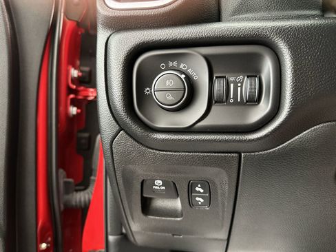 Used 2022 RAM 1500 Laramie image 18