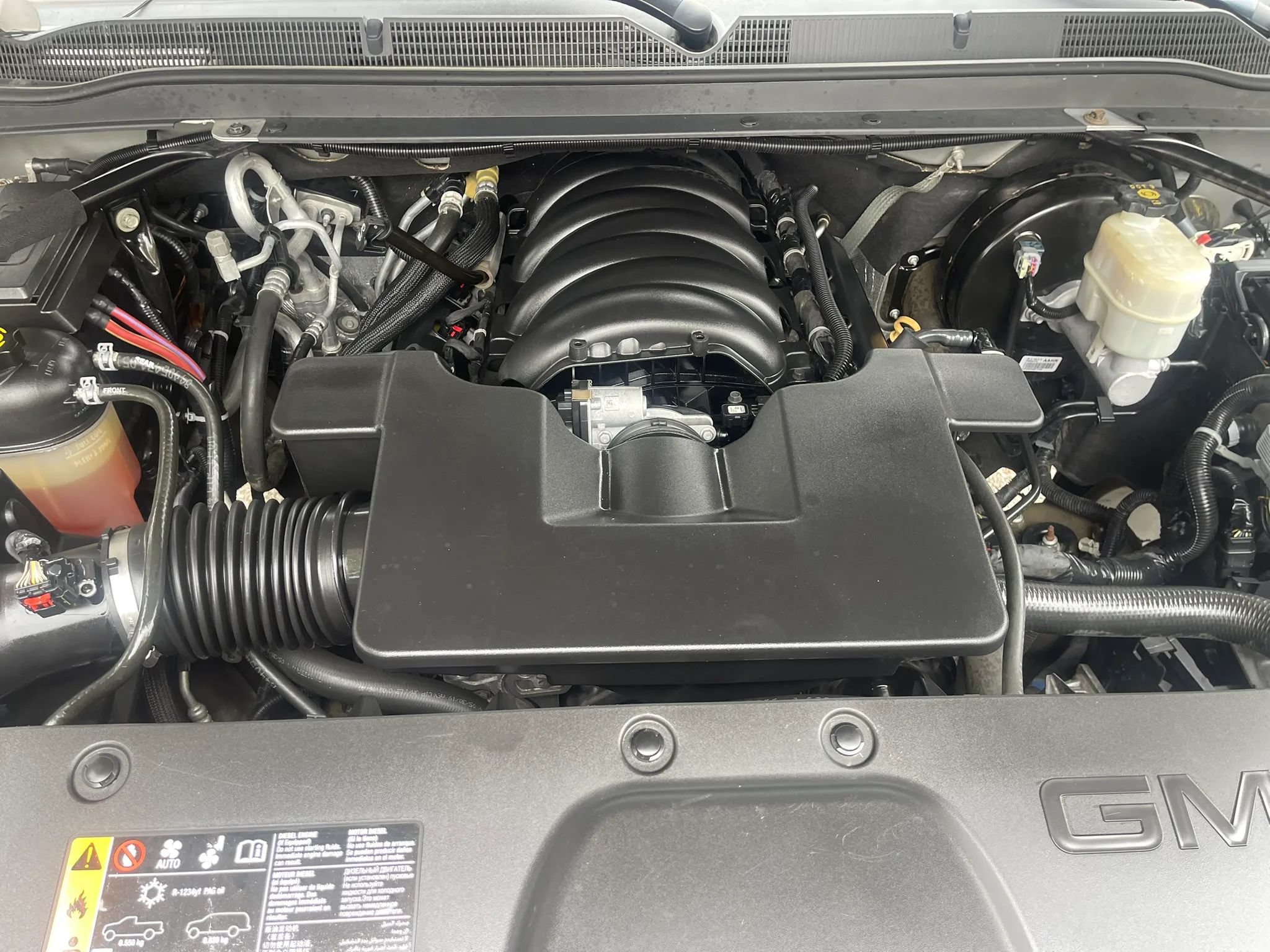 Used 2019 GMC Yukon SLT w/ Premium Edition RWD image 21