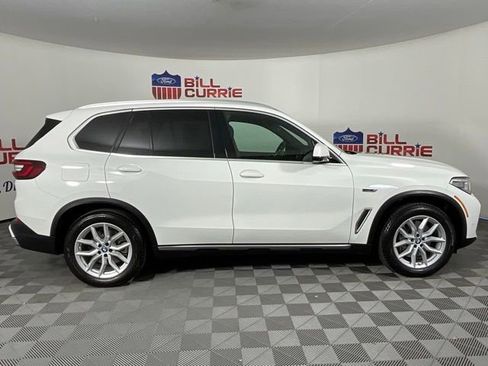 Used 2022 BMW X5 xDrive45e w/ Executive Package image 2