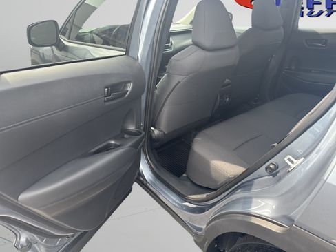 Used 2026 Toyota Corolla Cross LE FWD image 18