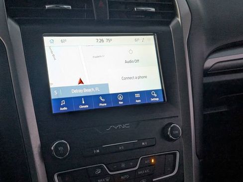 Used 2020 Ford Fusion SE image 17