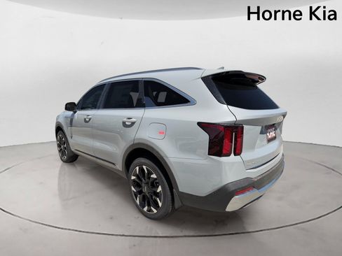 New 2026 Kia Sorento EX AWD/4WD image 5