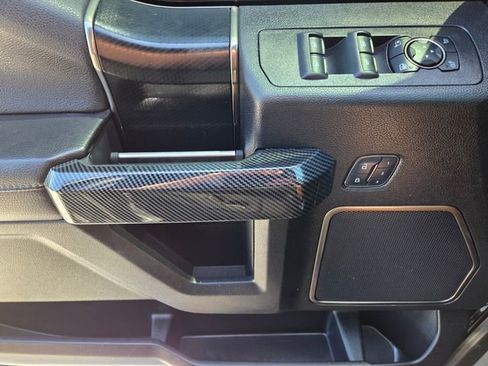 Used 2018 Ford F150 Raptor w/ Equipment Group 802A Luxury AWD/4WD image 23